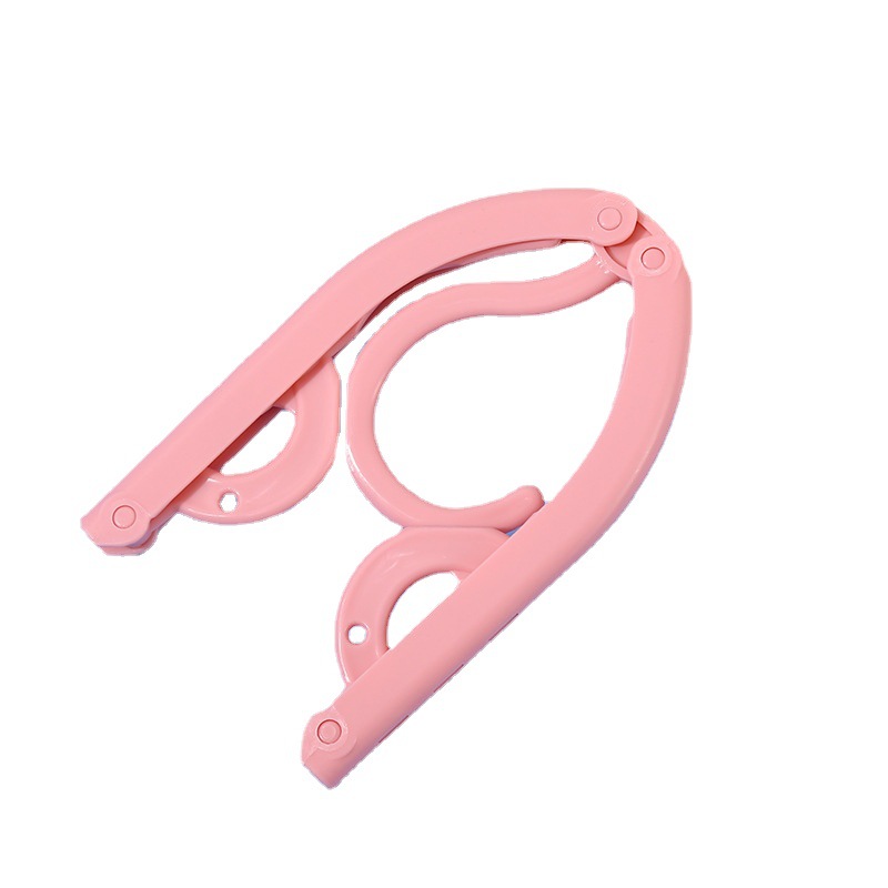 Foldable coat hanger