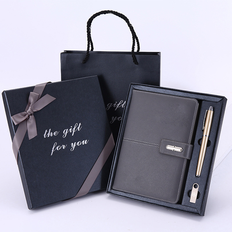 Hardcover notebook + pen set